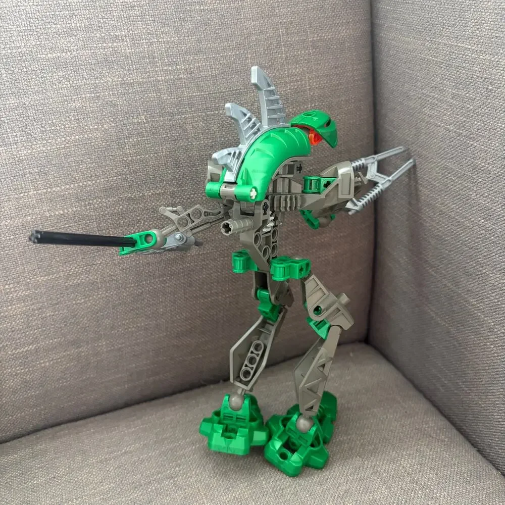 LEGO Bionicle Rahkshi Lerahk (8589) With Canister